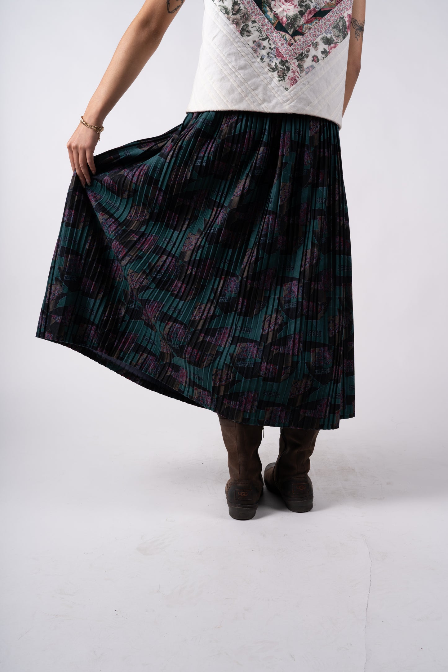 Geometric Accordion Pleated Skirt - S/M